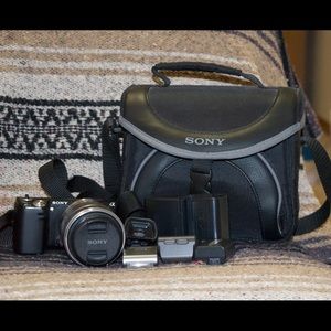 Sony NEX-5N Camera + E18-55mm F3.5-5.6 OSS lens.